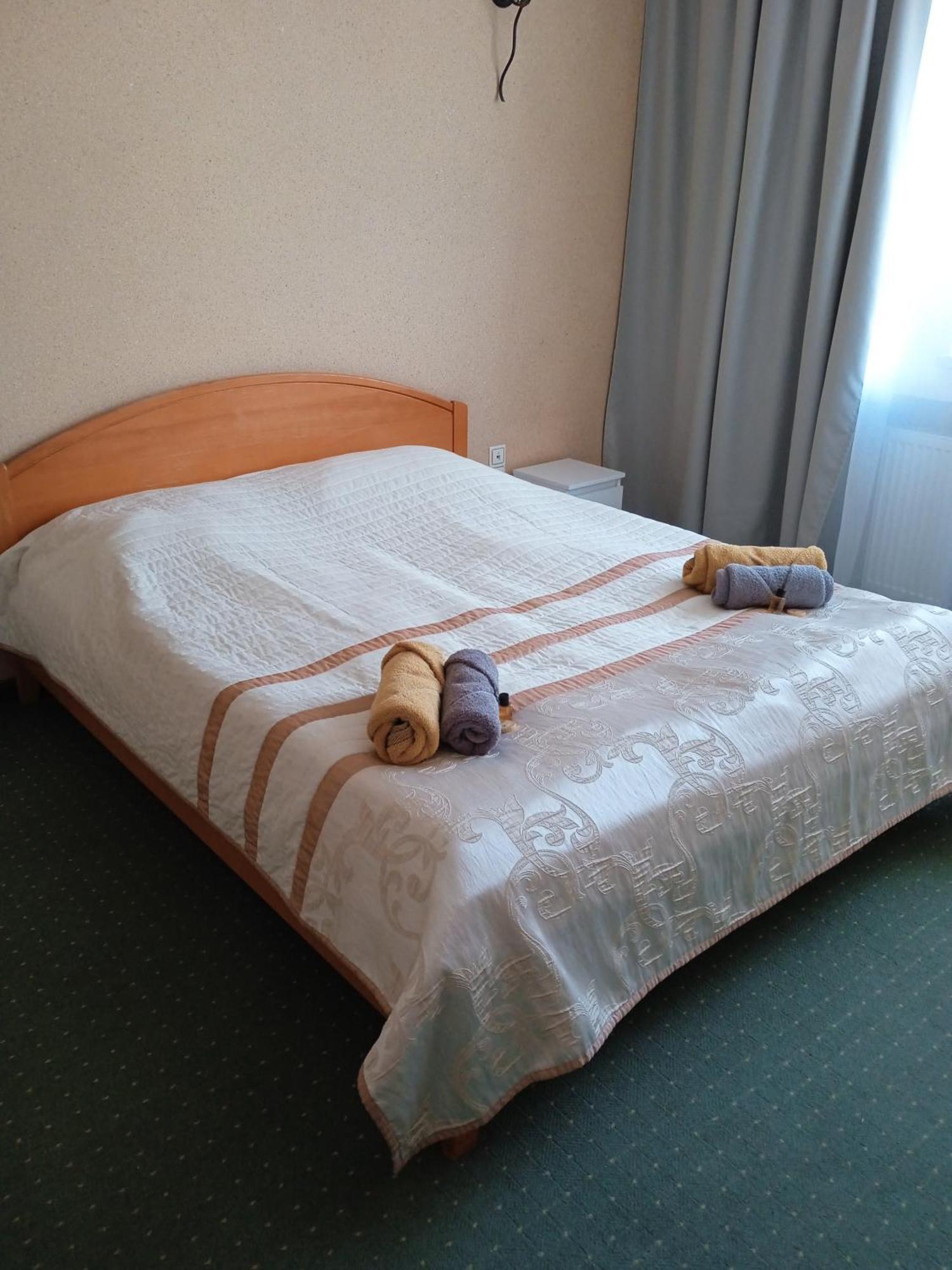 Miodowy Hotel Dzierzoniow